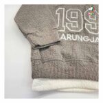 بلوز شلوار کودکانه خاکی یقه دار - Image 7